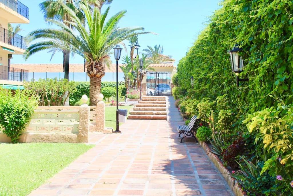 Bakari Koko Apartman Torremolinos Kültér fotó