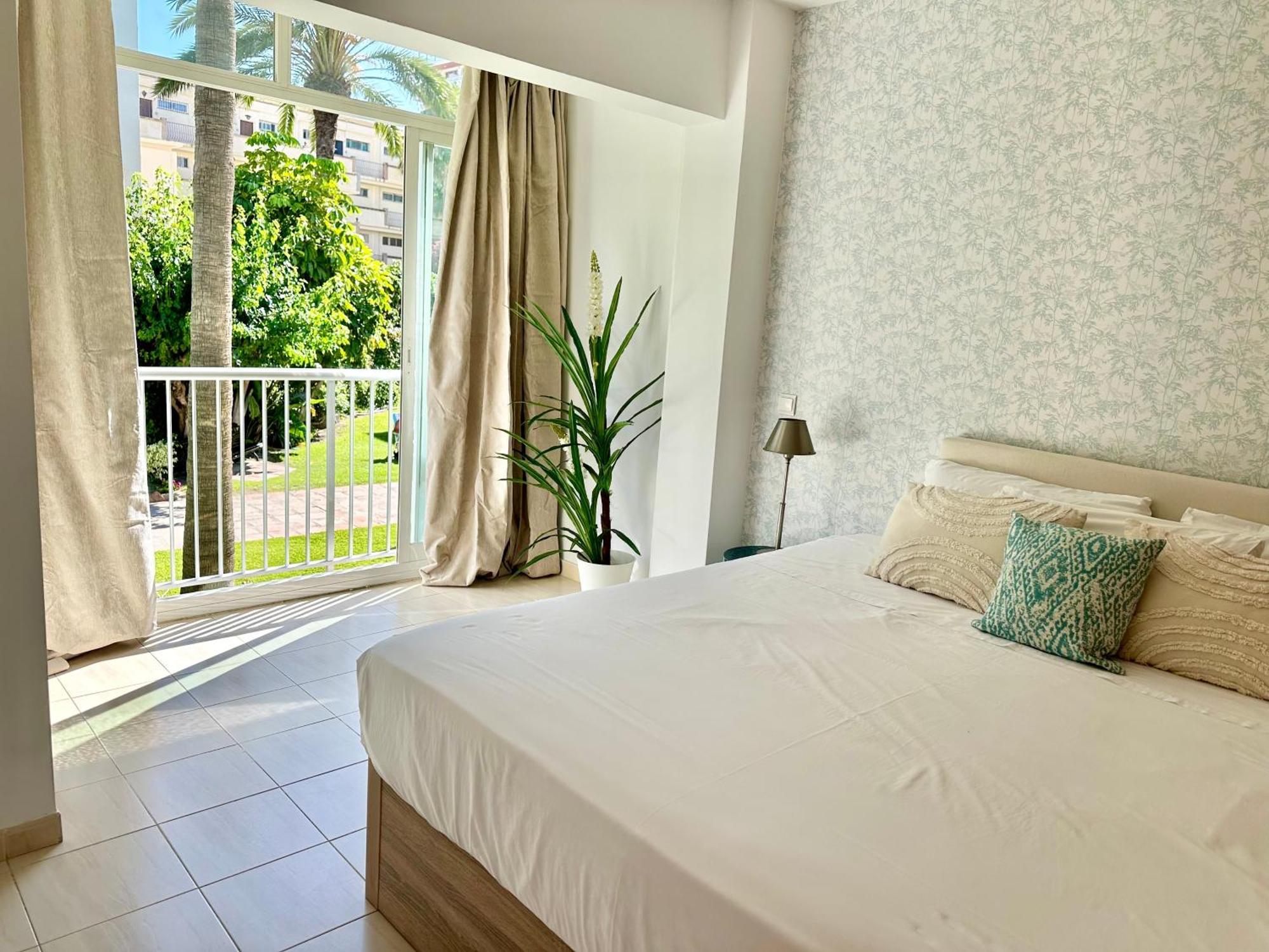 Bakari Koko Apartman Torremolinos Kültér fotó